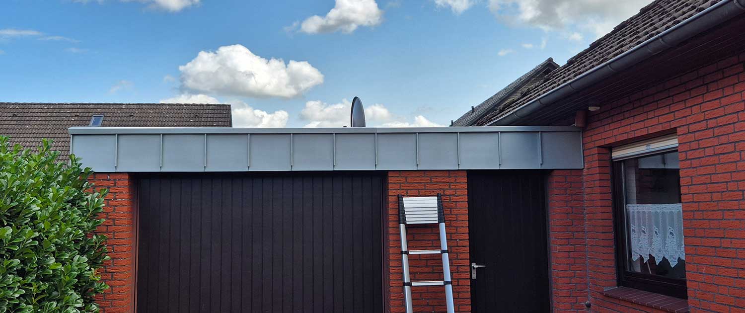 Attikablende - Sanierung Holzbau Eichmann